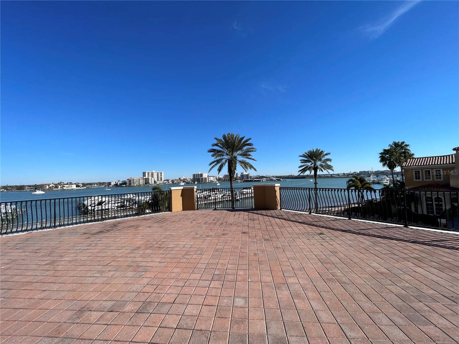 521 MANDALAY AVE #309, CLEARWATER BEACH, FL, 33767
