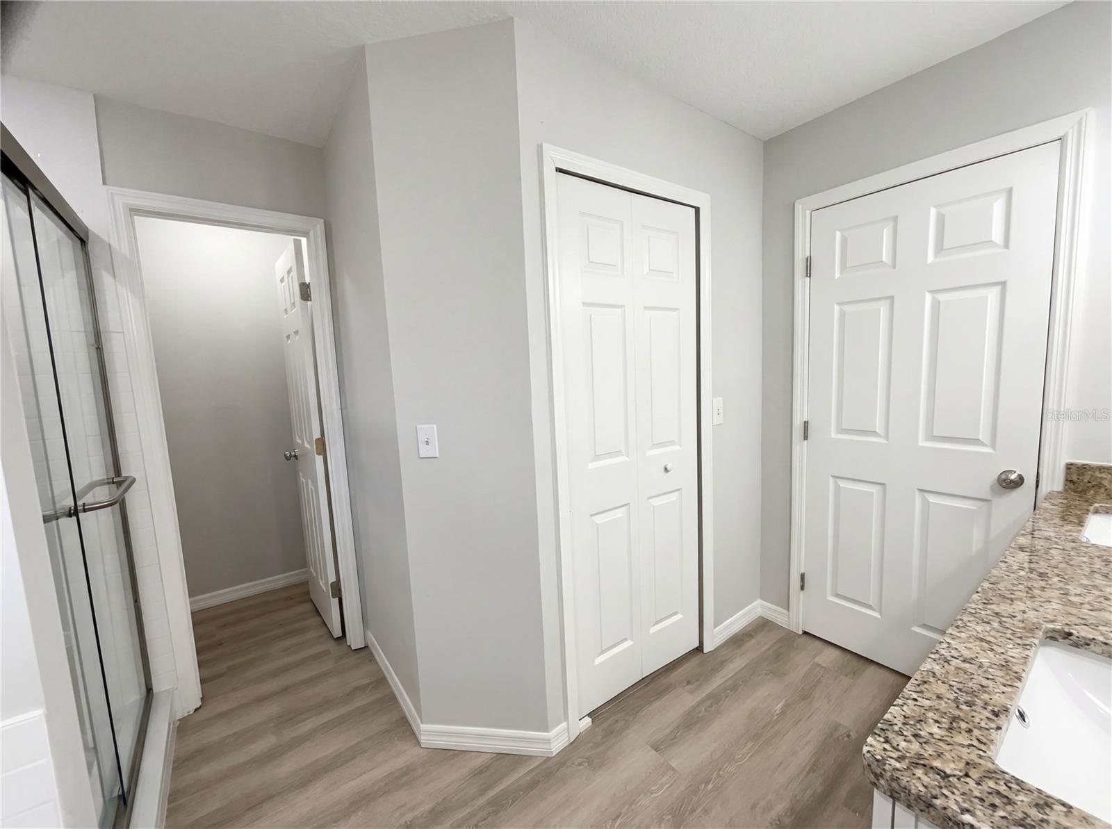 370 S COBBLE CT, MOUNT DORA, FL, 32757