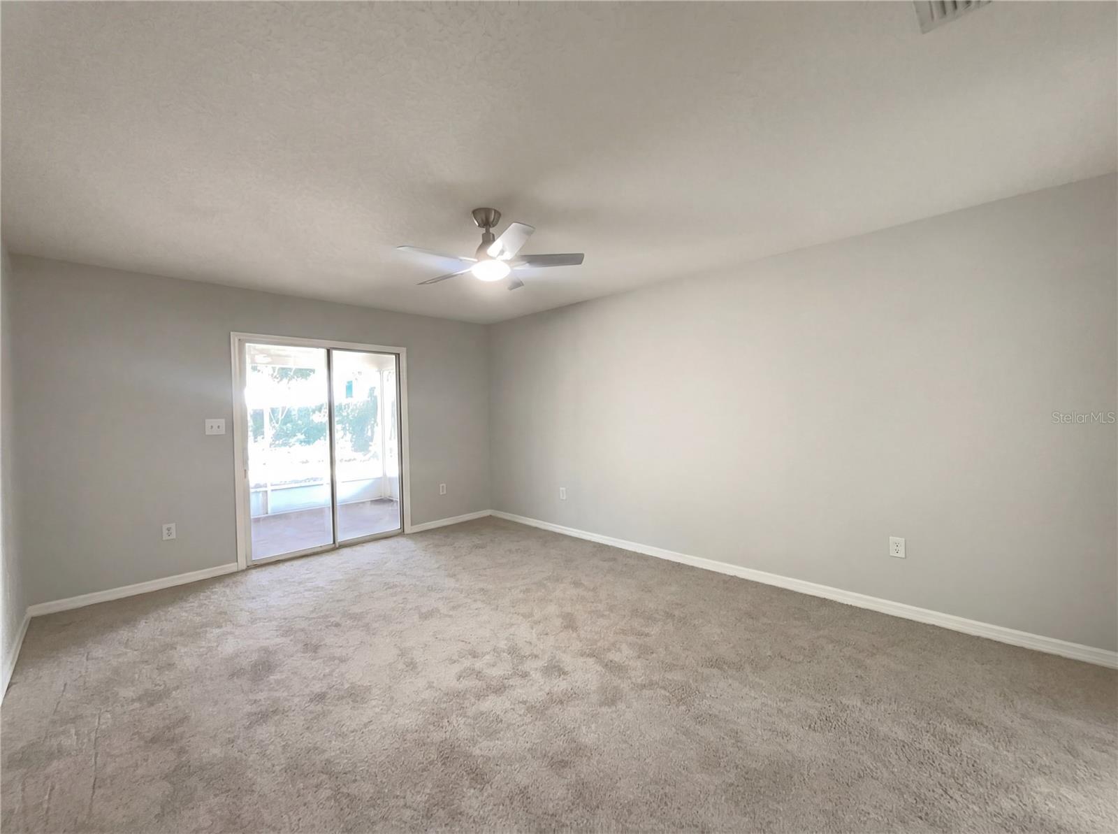 370 S COBBLE CT, MOUNT DORA, FL, 32757