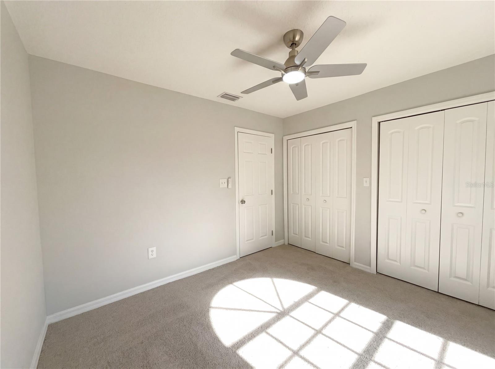 370 S COBBLE CT, MOUNT DORA, FL, 32757