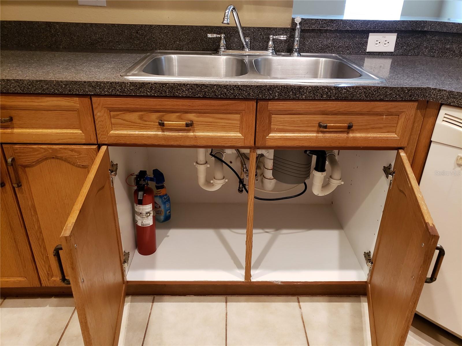 3658 OAKDALE CIR #100, OVIEDO, FL, 32765