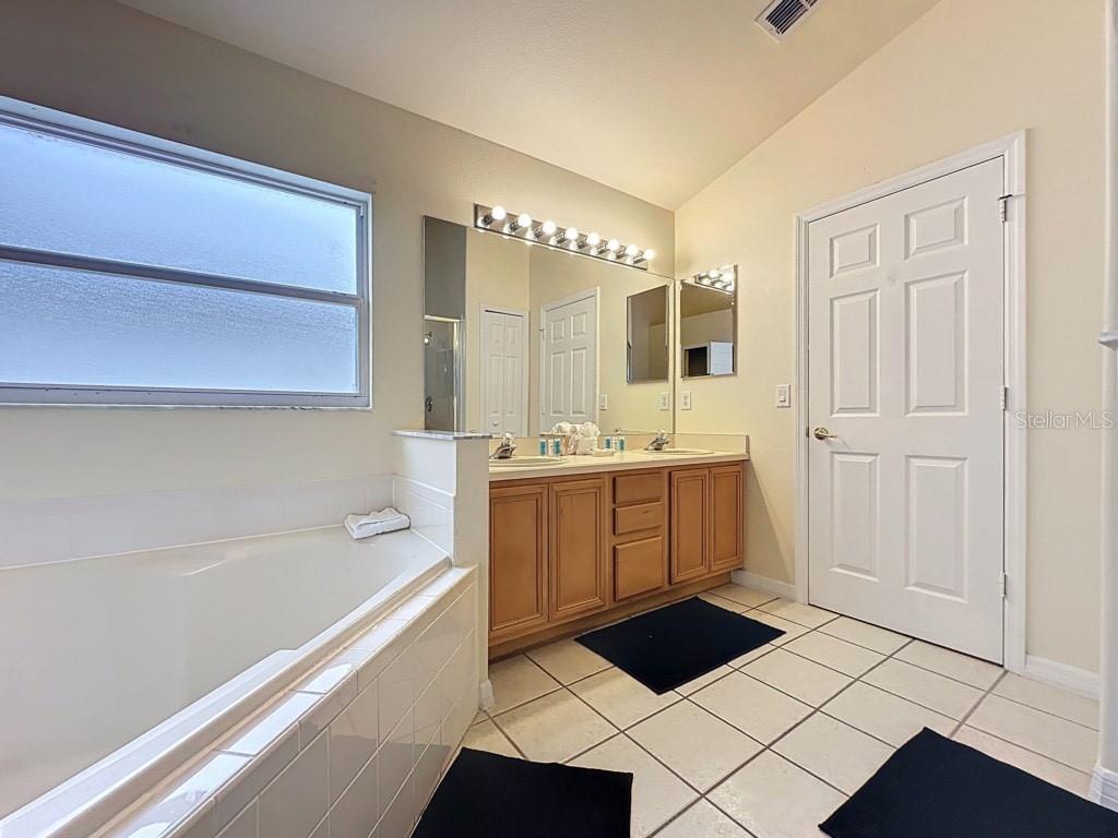 2615 SUMMER CREEK DR, KISSIMMEE, FL, 34747