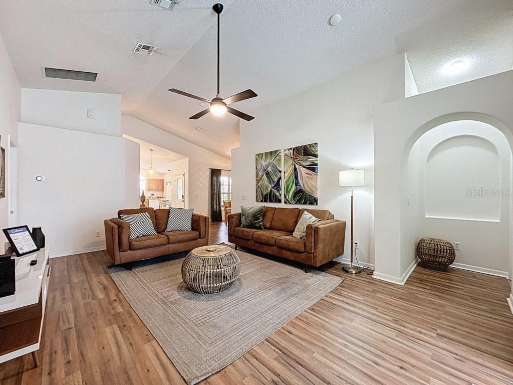 2615 SUMMER CREEK DR, KISSIMMEE, FL, 34747