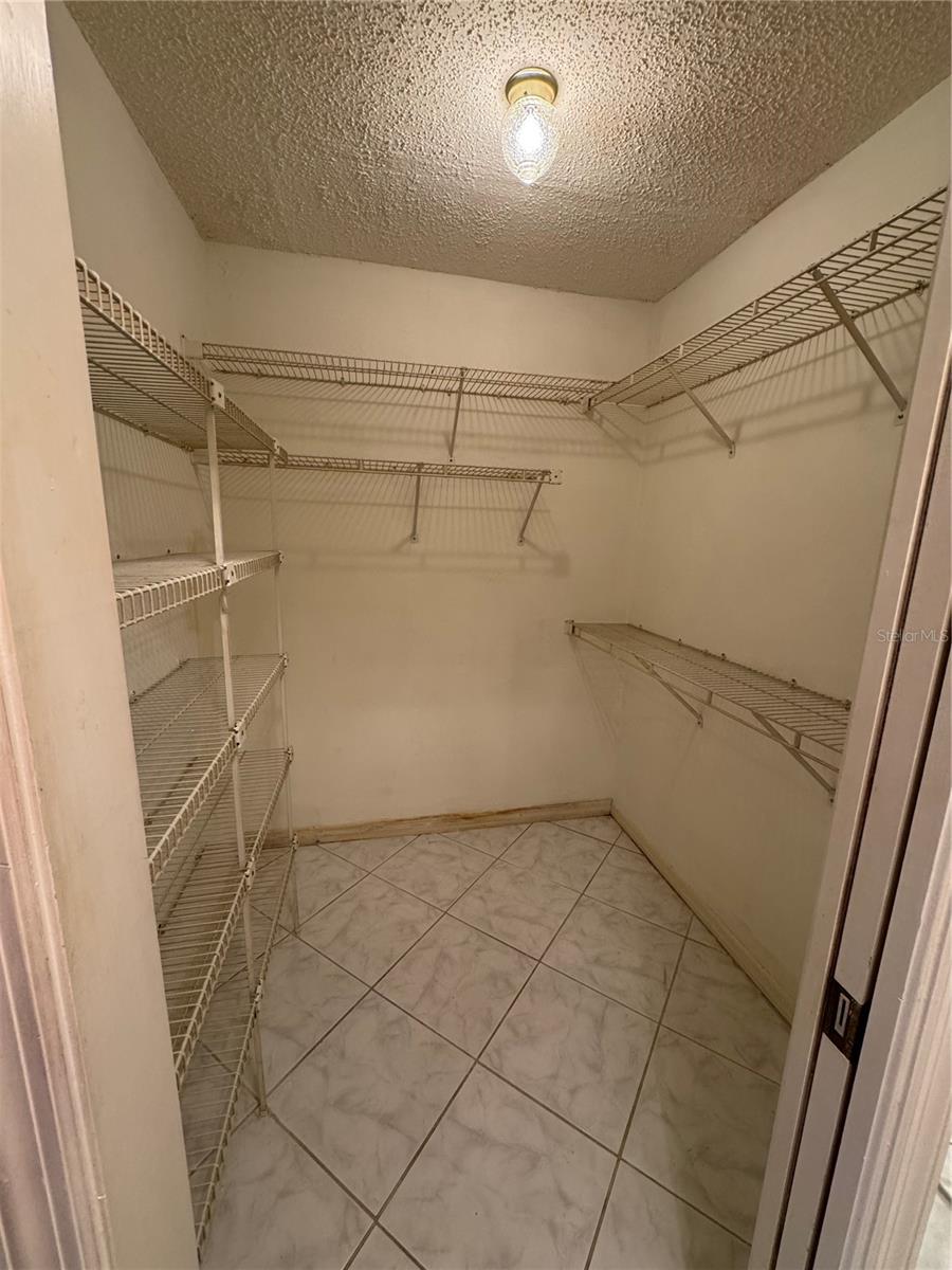 5638 COUNTRY LAKES DR, SARASOTA, FL, 34243