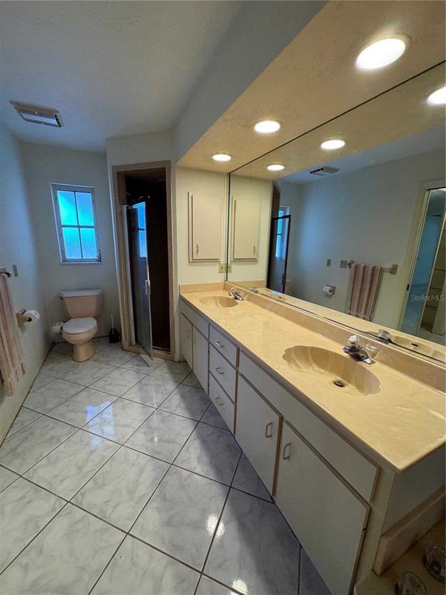 5638 COUNTRY LAKES DR, SARASOTA, FL, 34243