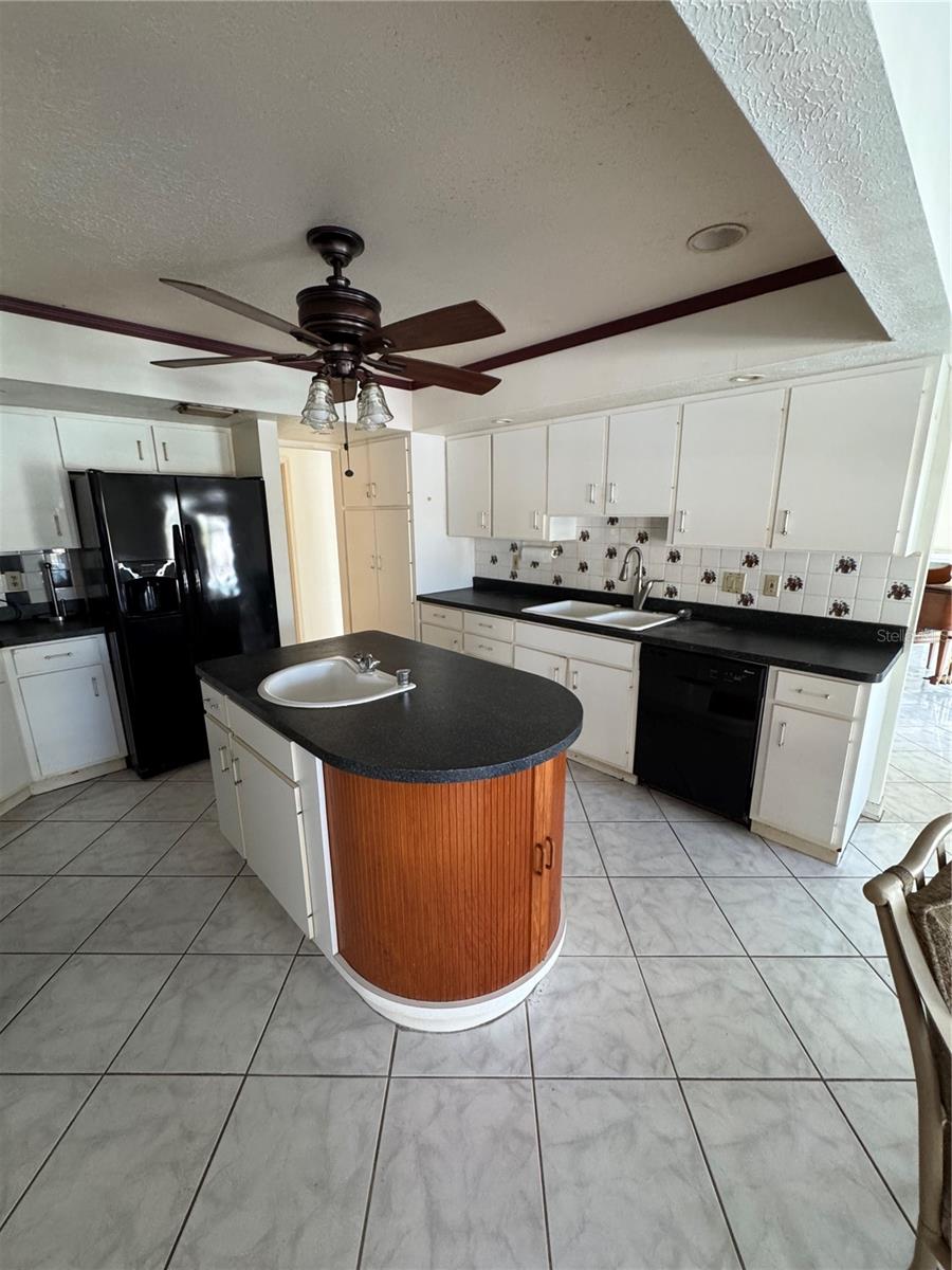 5638 COUNTRY LAKES DR, SARASOTA, FL, 34243