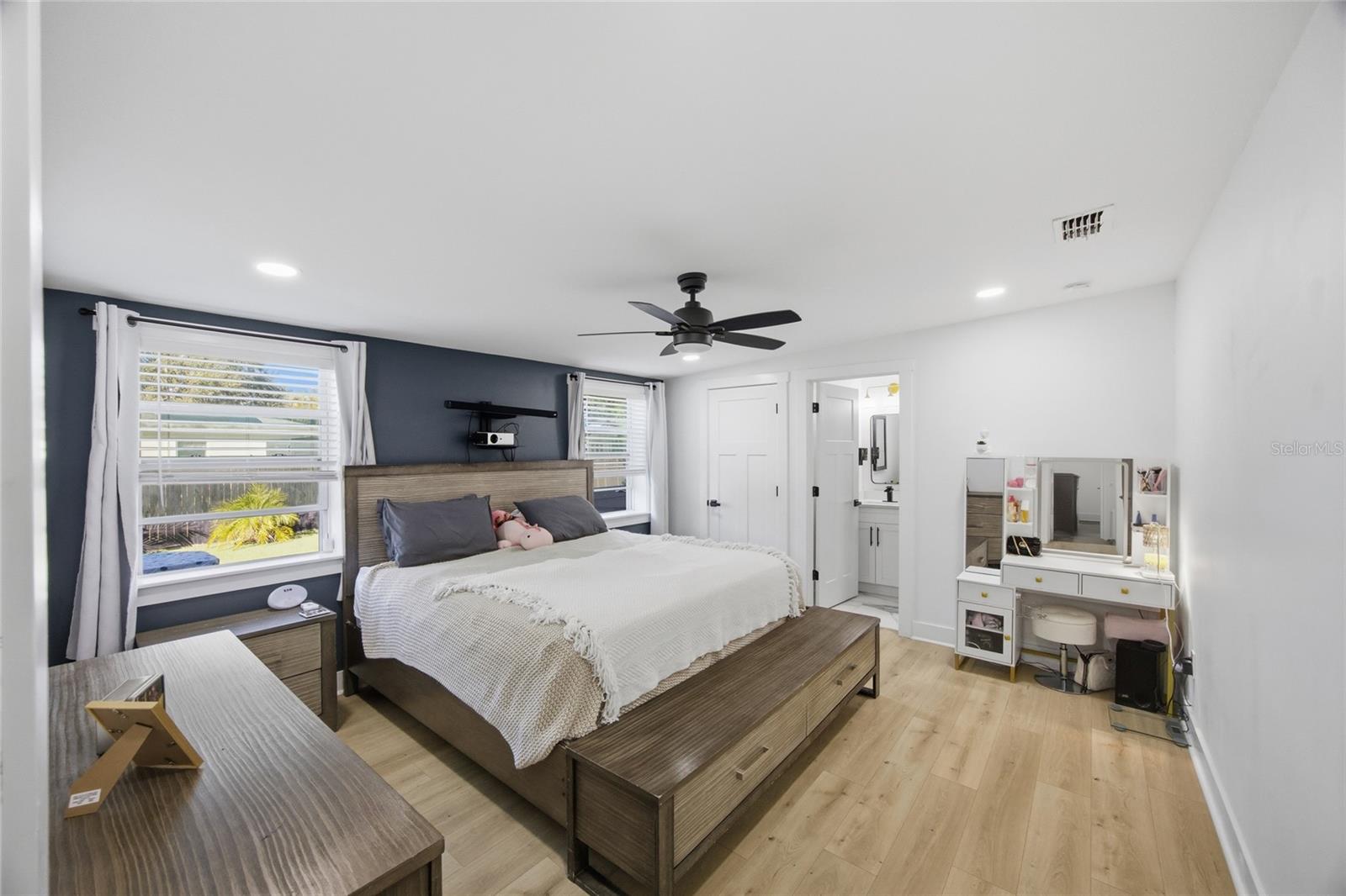 4681 55TH AVE N, ST PETERSBURG, FL, 33714