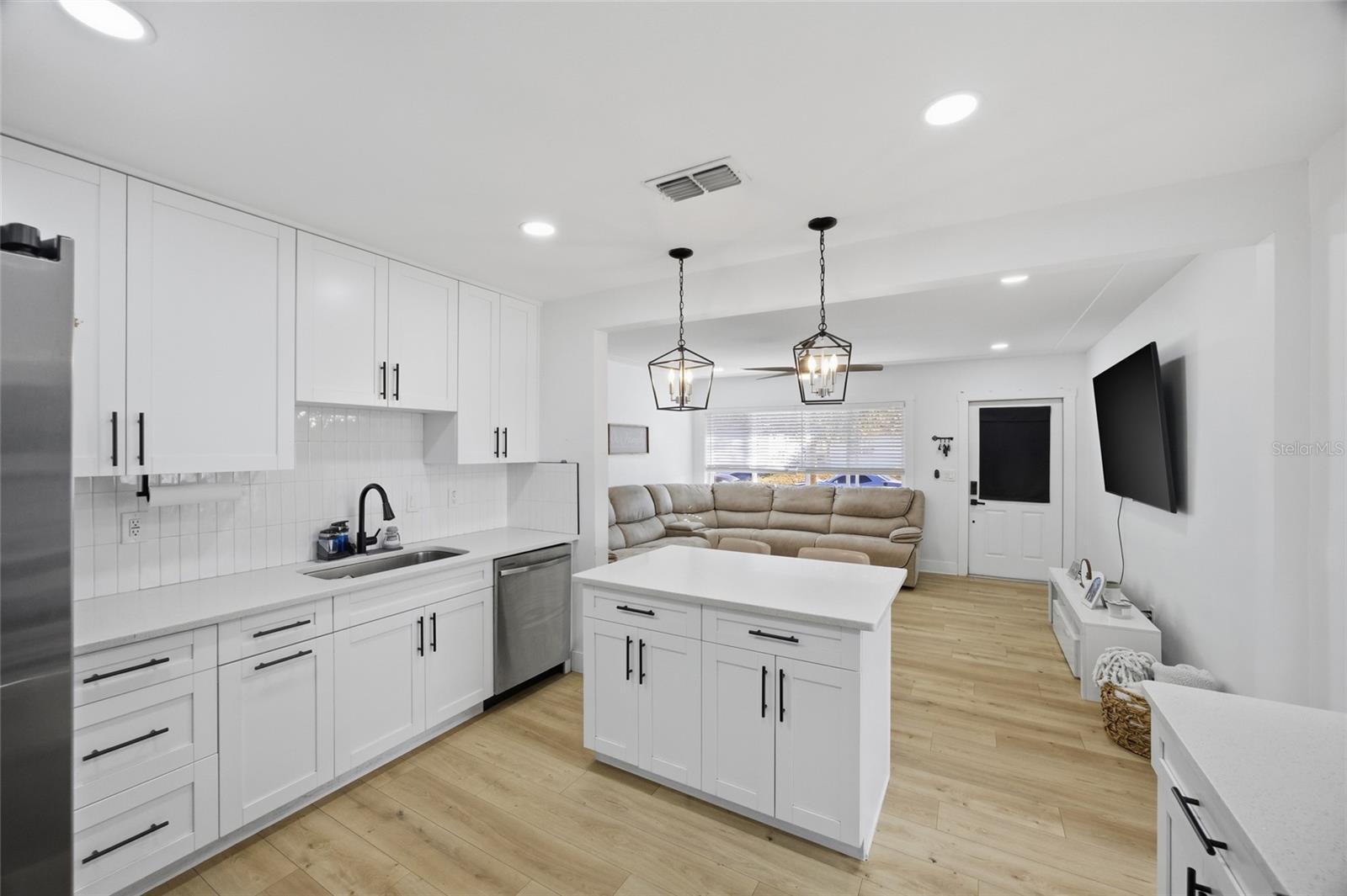 4681 55TH AVE N, ST PETERSBURG, FL, 33714