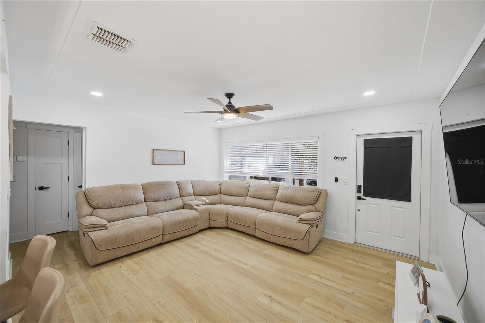 4681 55TH AVE N, ST PETERSBURG, FL, 33714