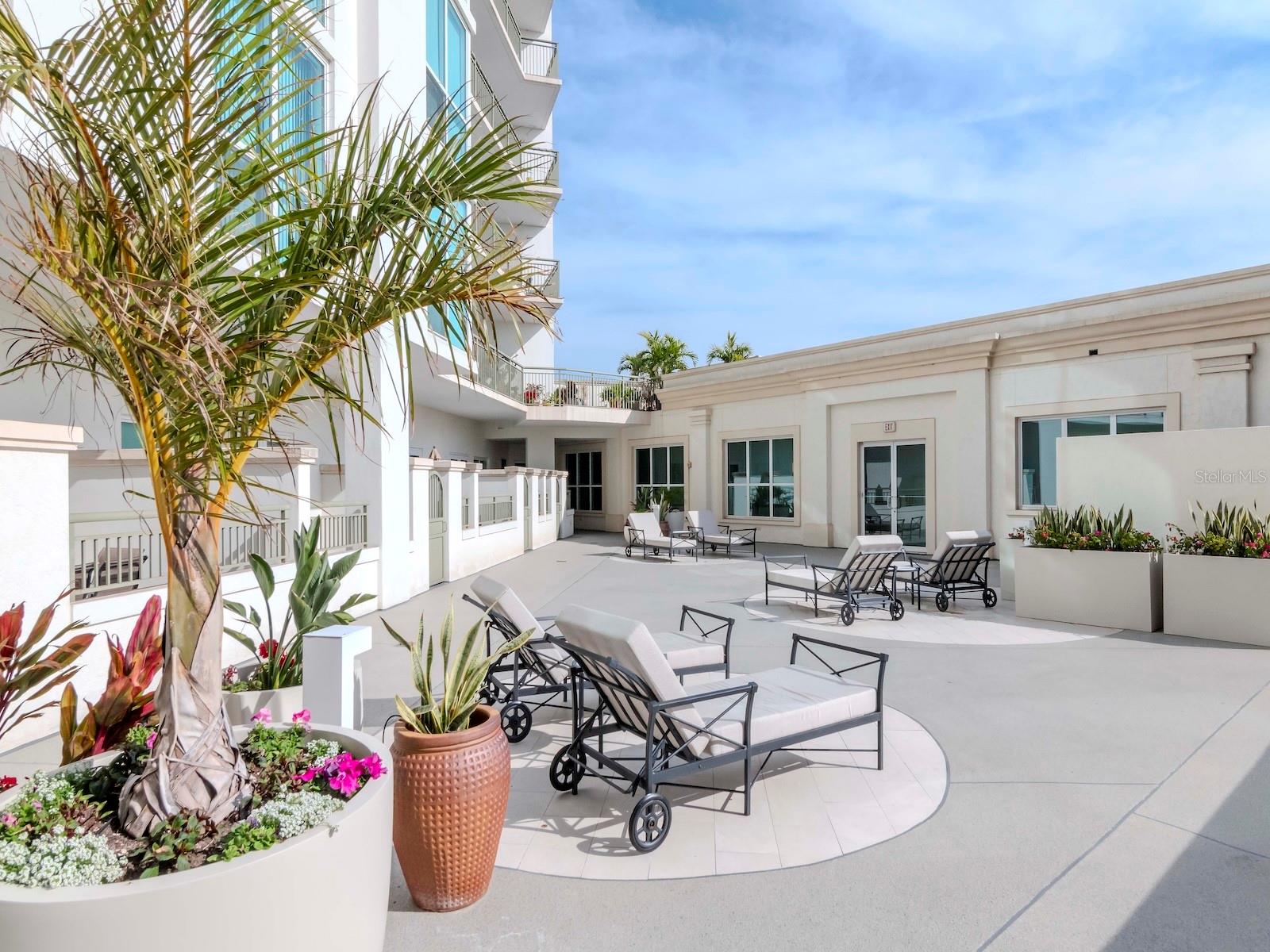 TB8472094 Property Photo