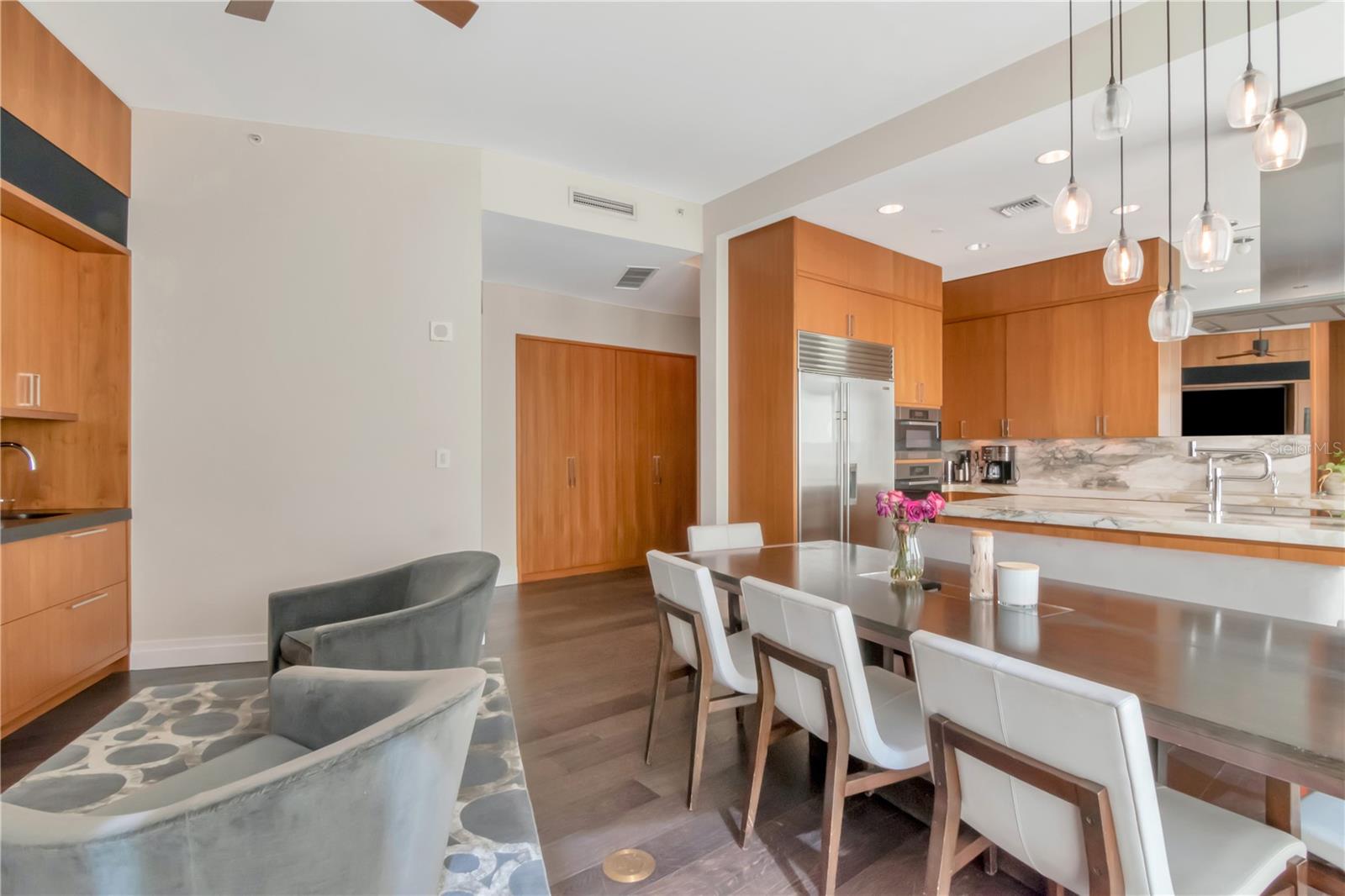 TB8472094 Property Photo