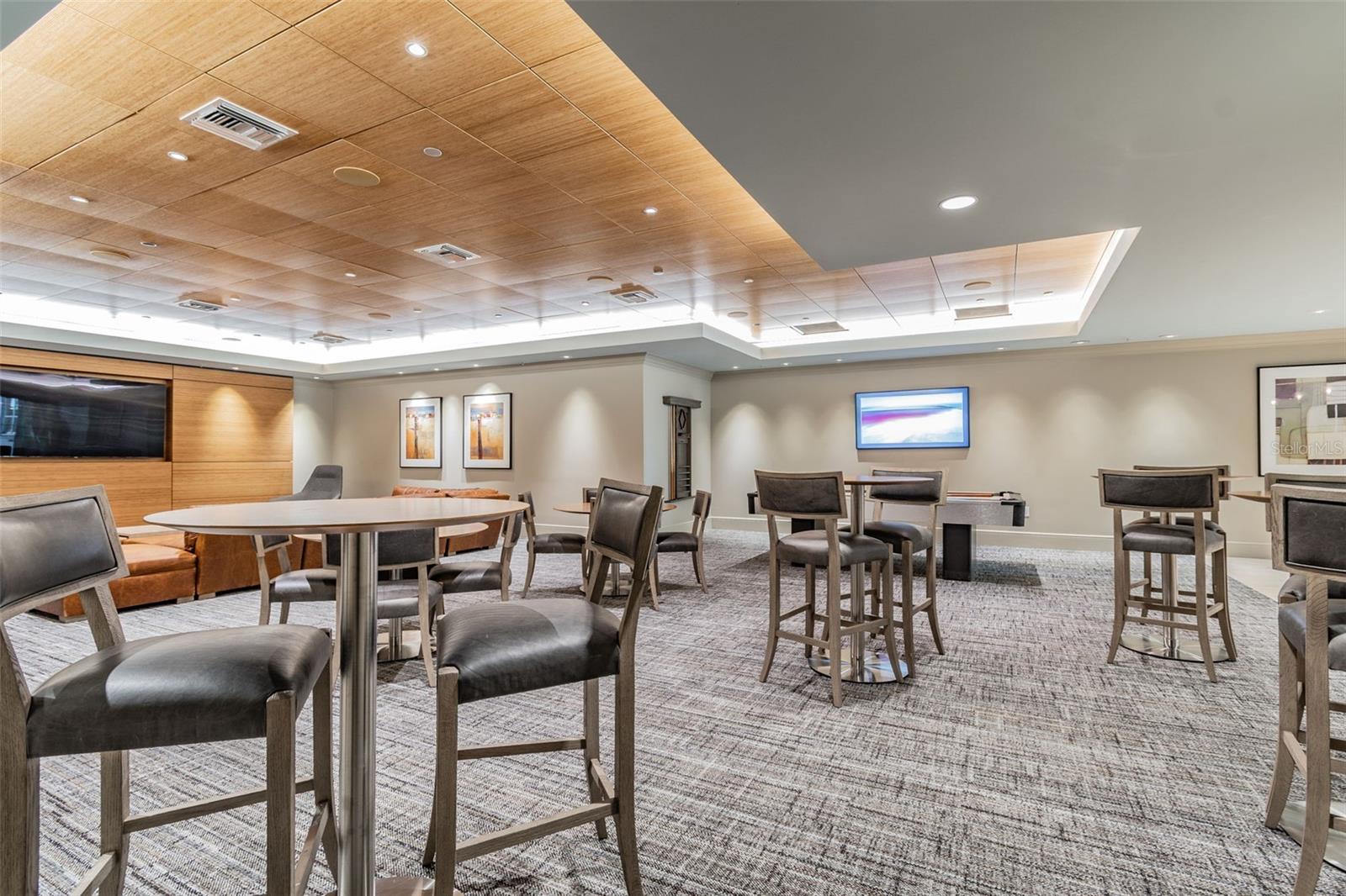 TB8472094 Property Photo