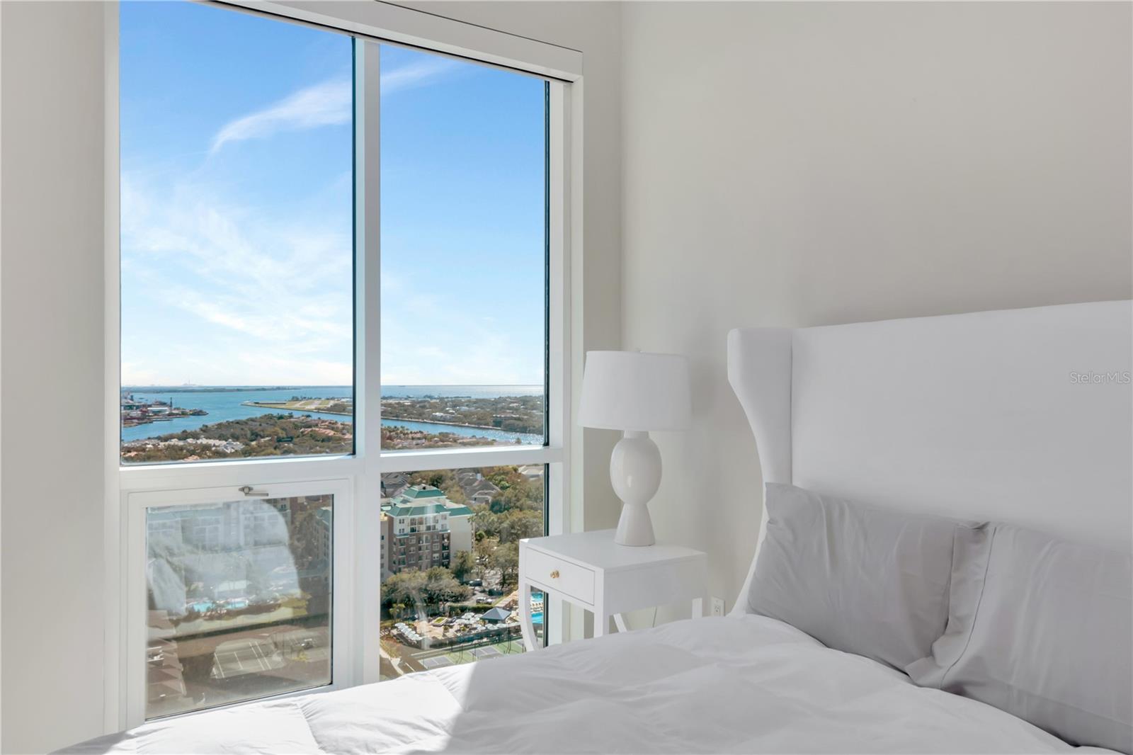 TB8472094 Property Photo