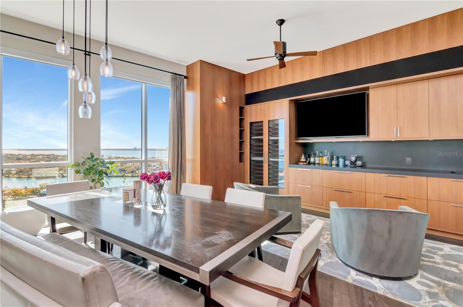 TB8472094 Property Photo