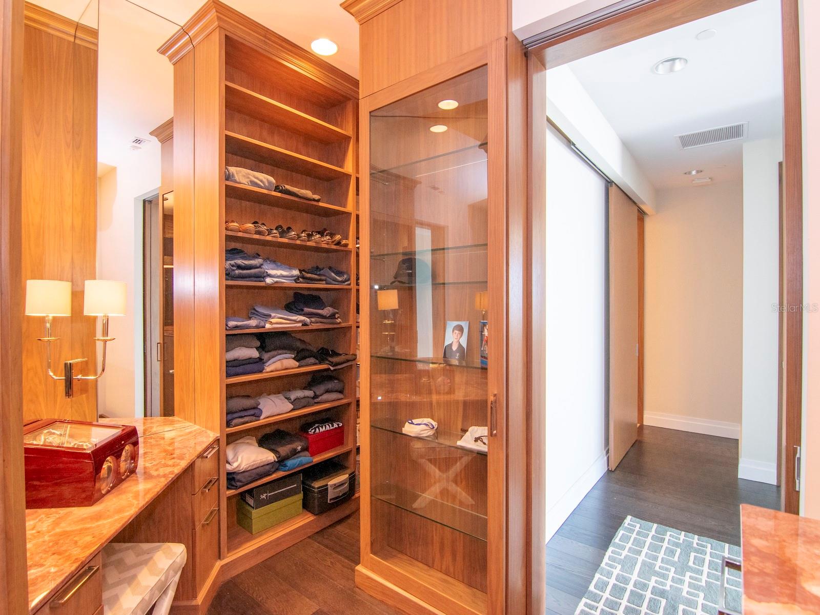 TB8472094 Property Photo