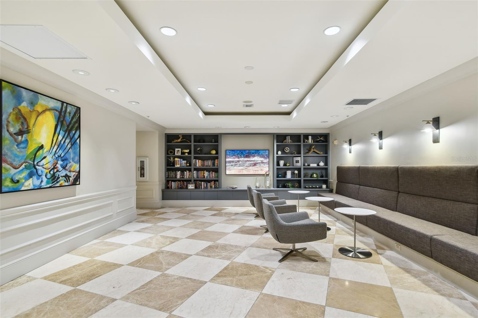 TB8472094 Property Photo