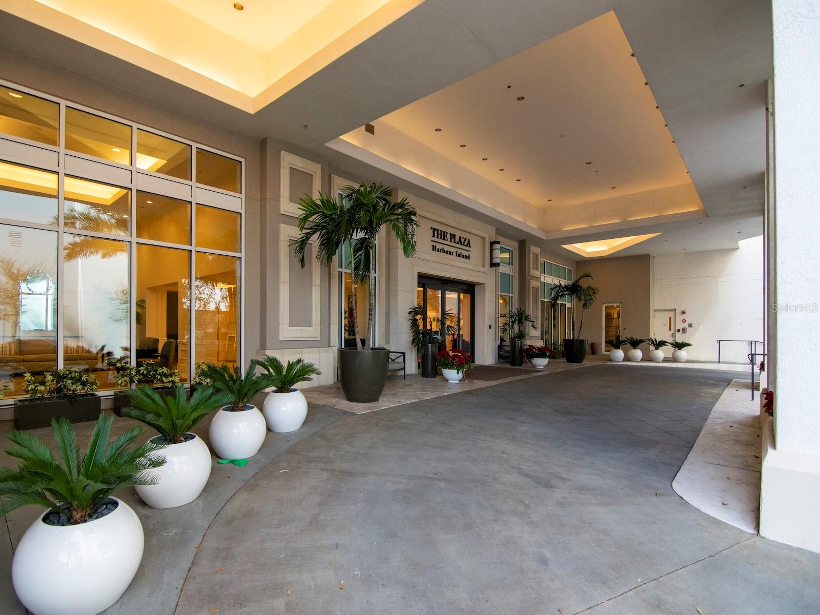 TB8472094 Property Photo