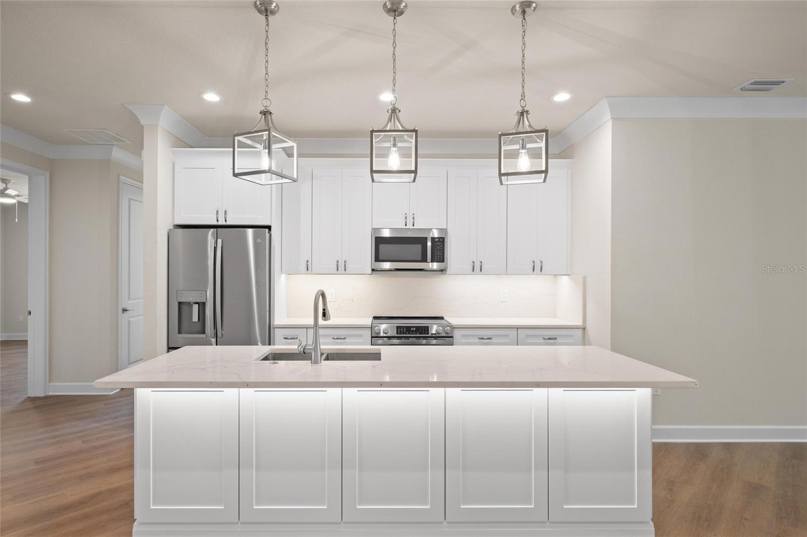 199 E LIVE OAK ST, TARPON SPRINGS, FL, 34689