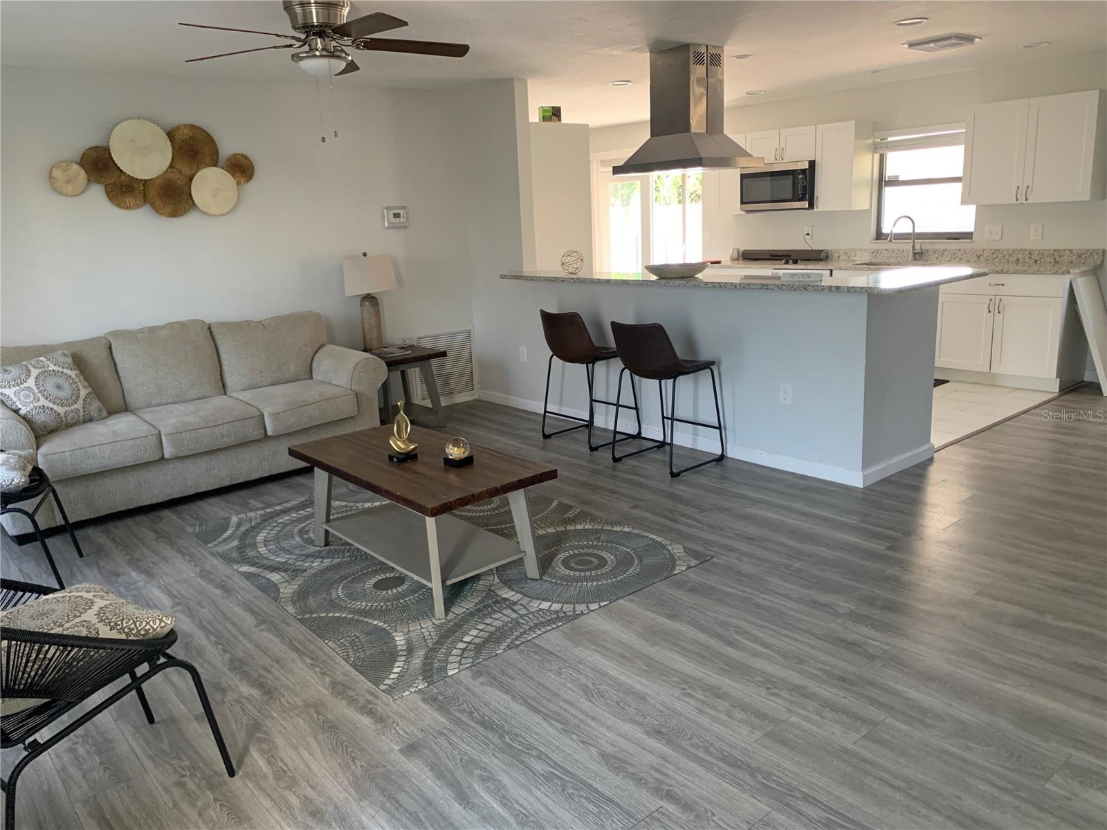 5832 COUNTRYWOOD DR, SARASOTA, FL, 34232