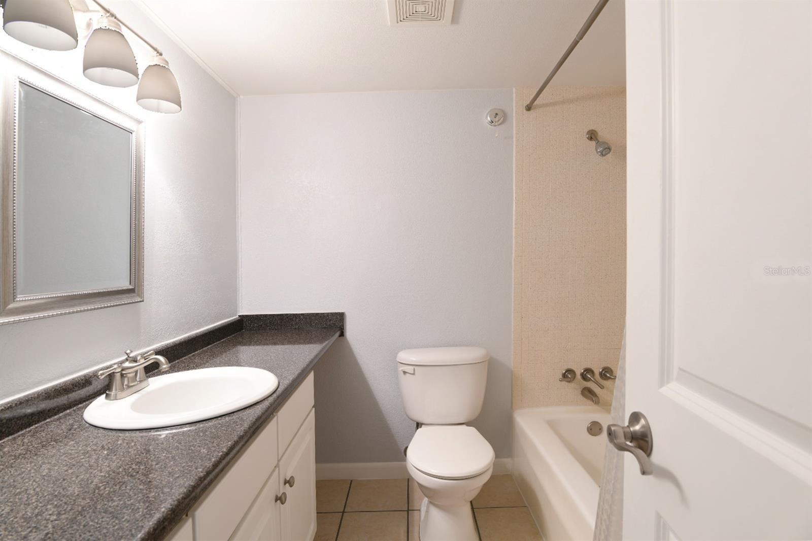 507 NW 39TH RD #215, GAINESVILLE, FL, 32607