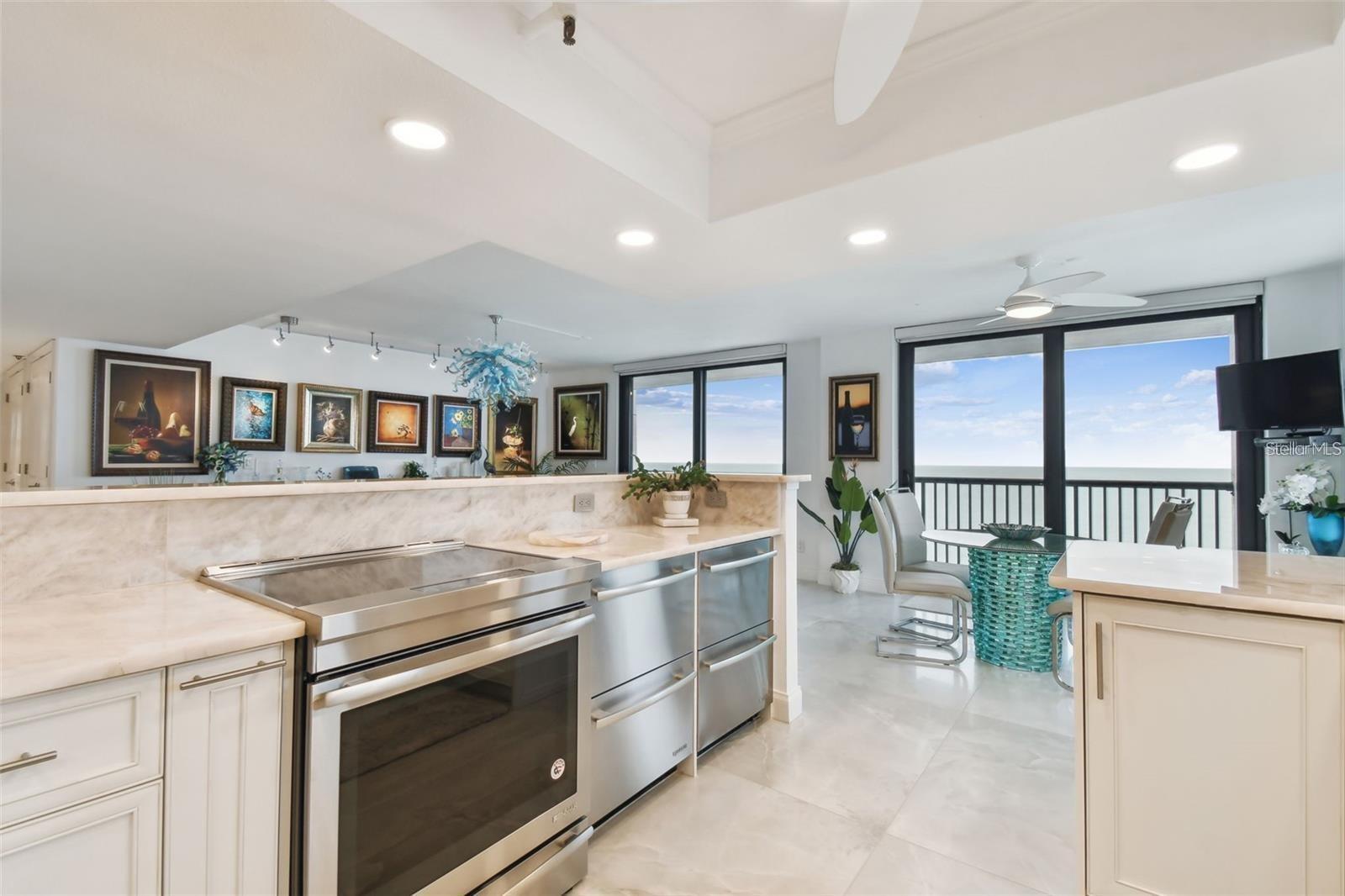 1660 GULF BLVD #PH1, CLEARWATER BEACH, FL, 33767