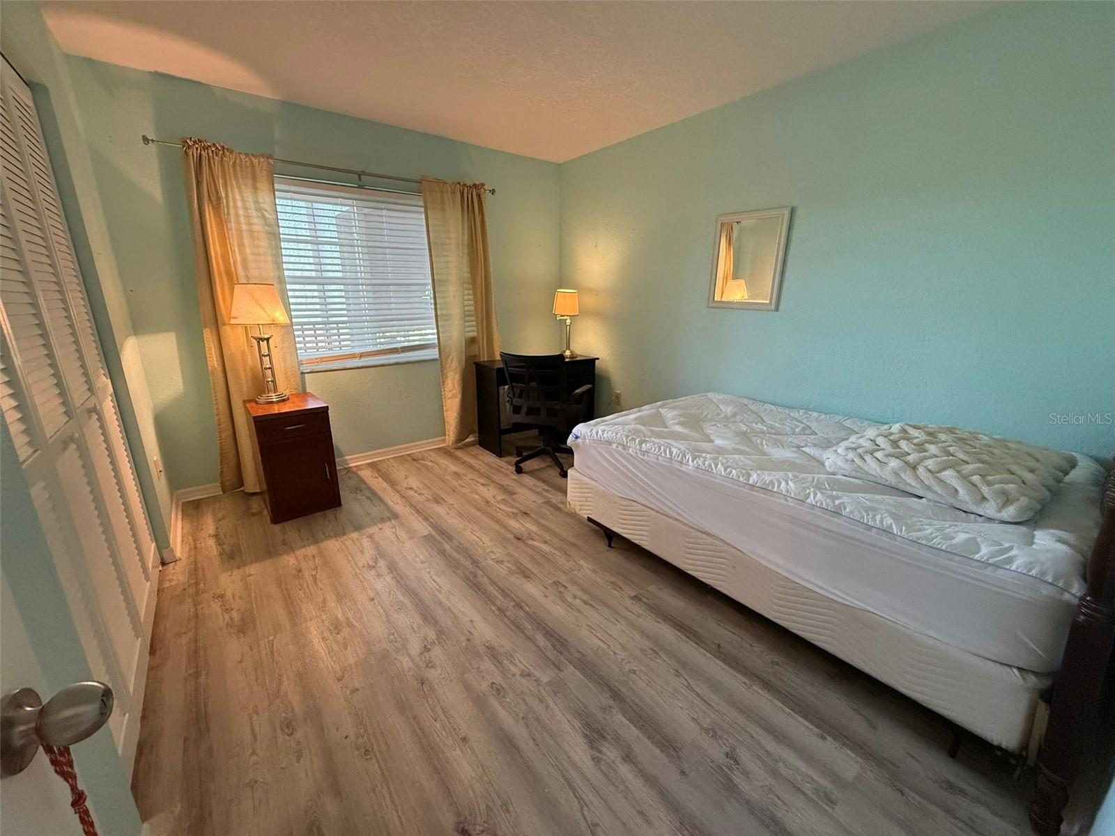 175 KINGS HWY #B8, PUNTA GORDA, FL, 33983