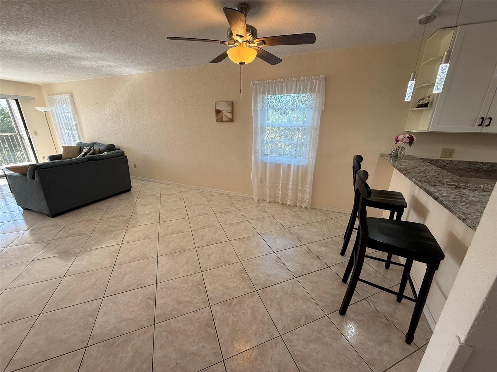 175 KINGS HWY #B8, PUNTA GORDA, FL, 33983
