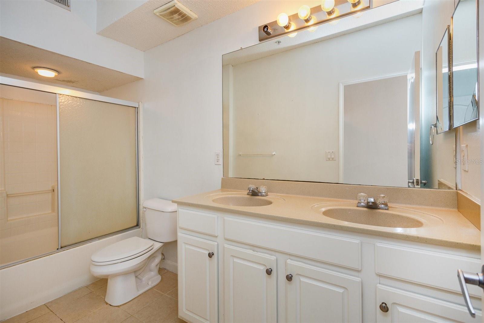 12020 VILLANOVA DR #105, ORLANDO, FL, 32837