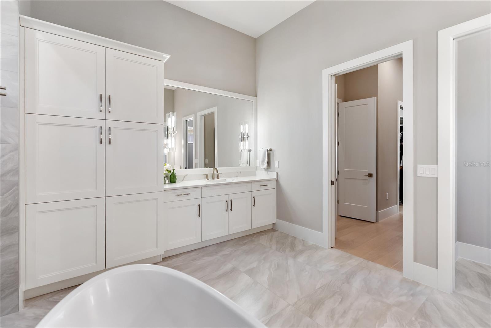 A4681091 Property Photo