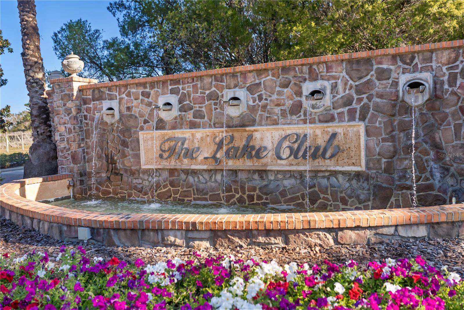 A4681091 Property Photo