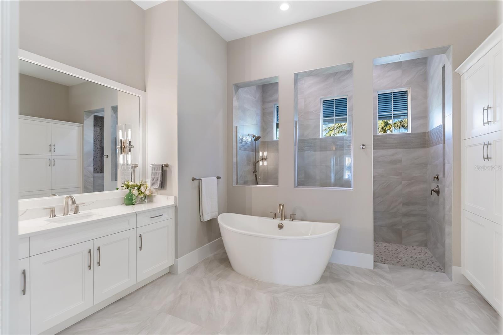 A4681091 Property Photo