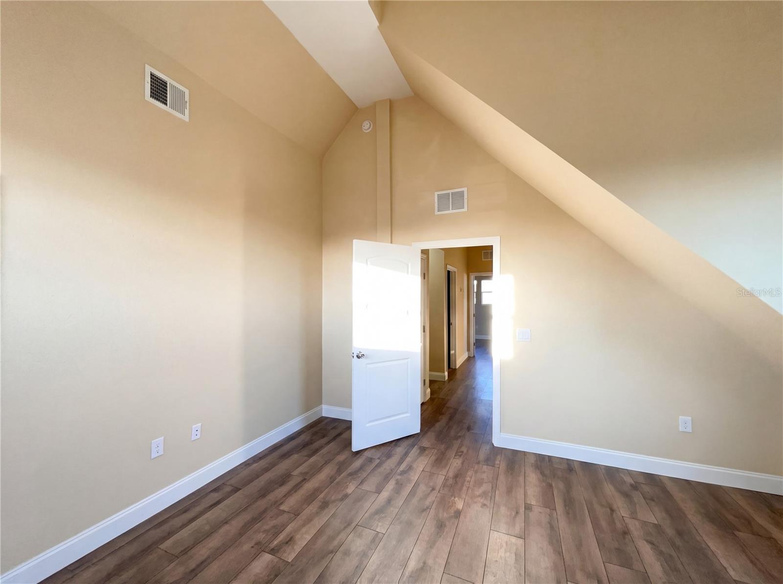 546 GIFFORD CT, DELTONA, FL, 32725