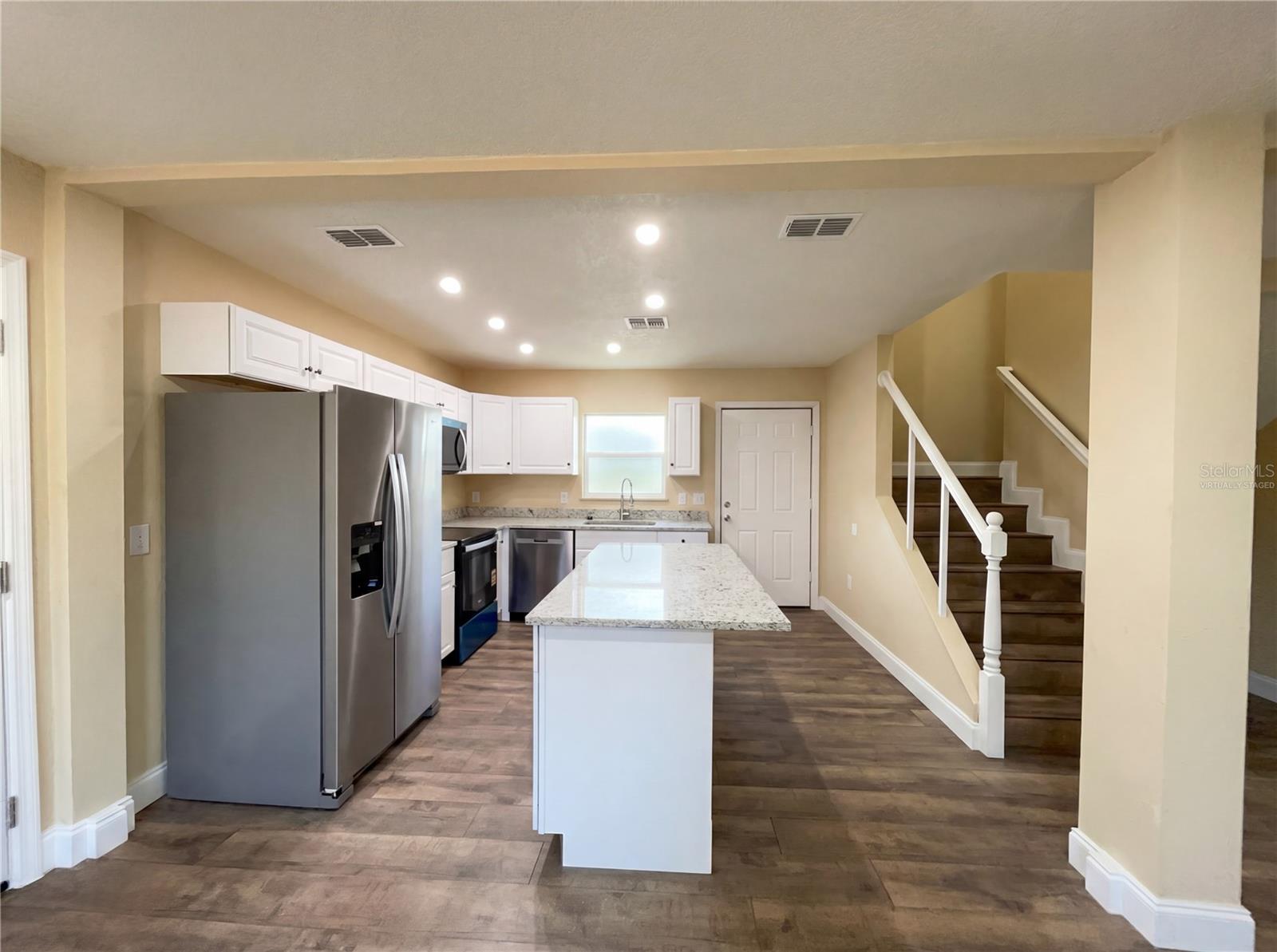 546 GIFFORD CT, DELTONA, FL, 32725