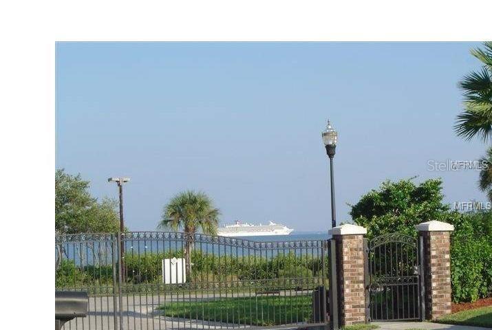 2914 BAYSHORE POINTE DR, TAMPA, FL, 33611