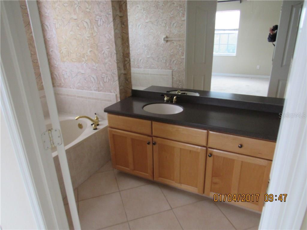 2914 BAYSHORE POINTE DR, TAMPA, FL, 33611