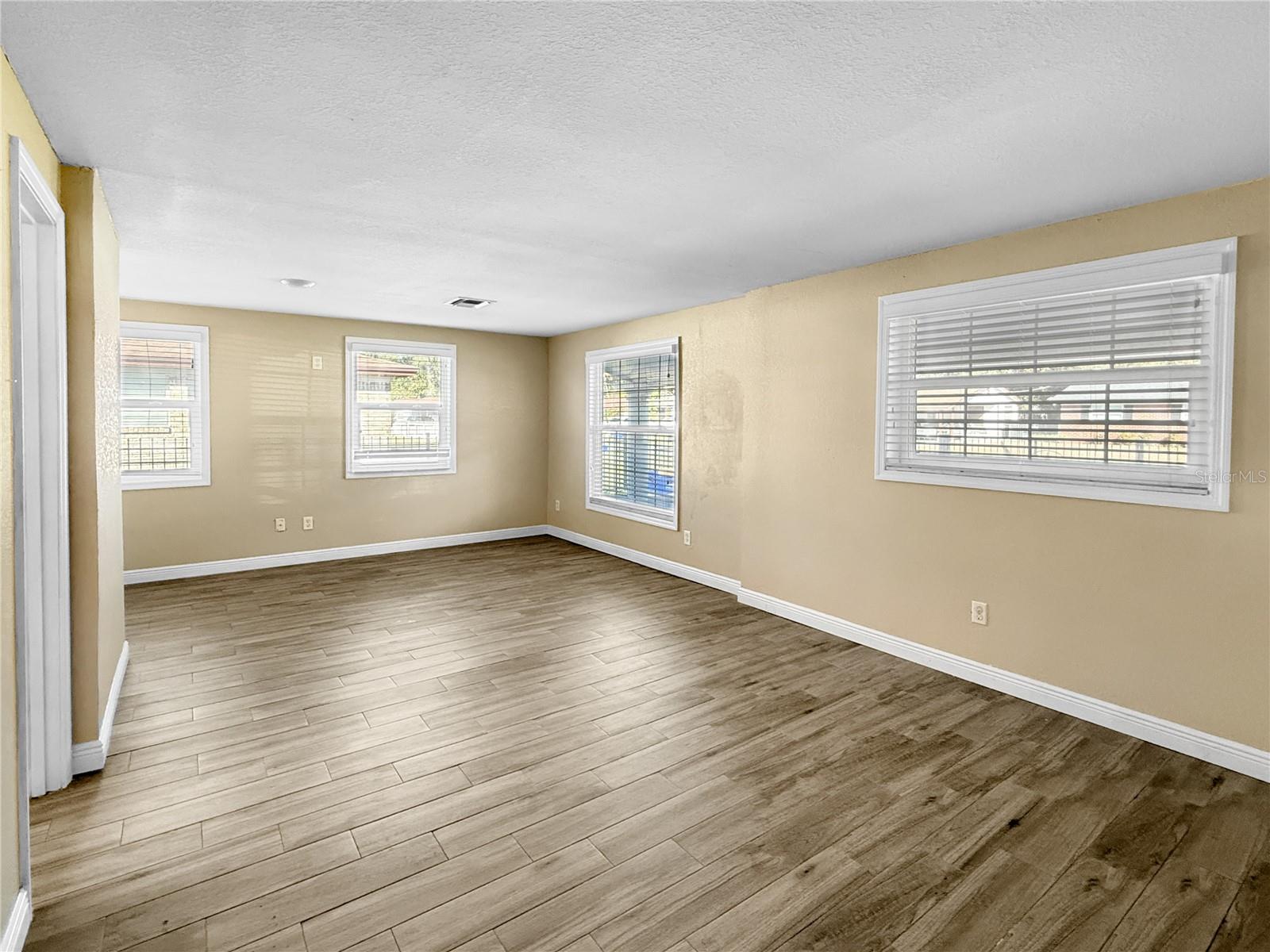 524 SAN LANTA CIR, SANFORD, FL, 32771