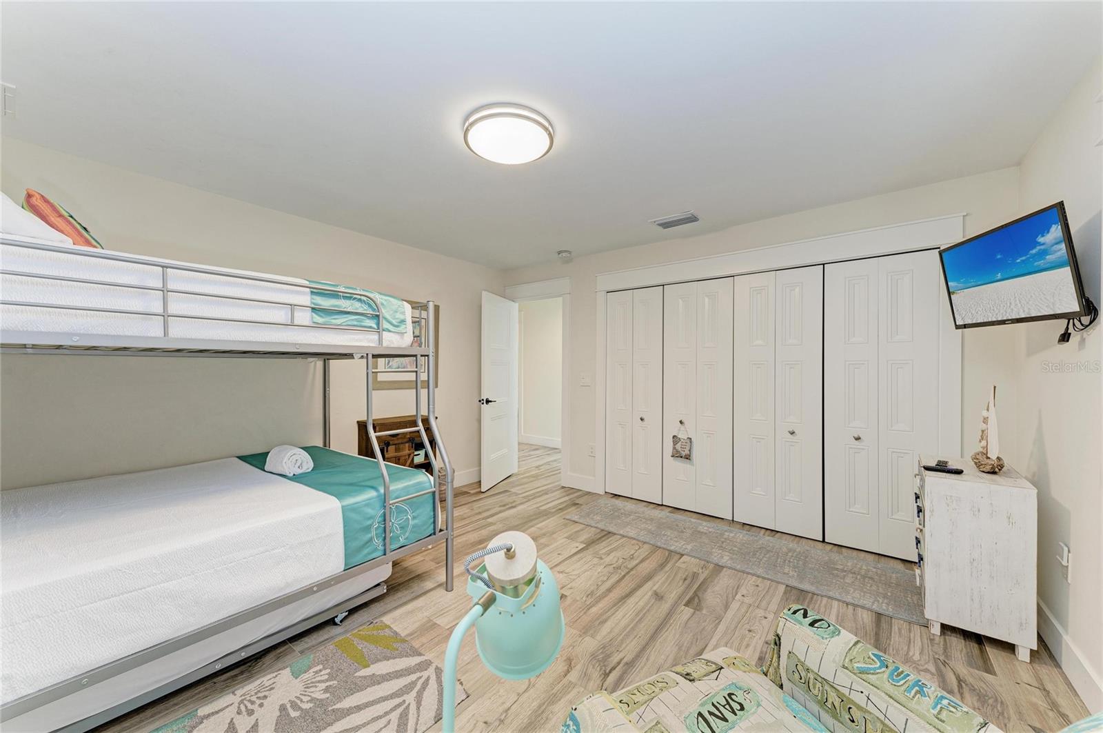 A4681095 Property Photo