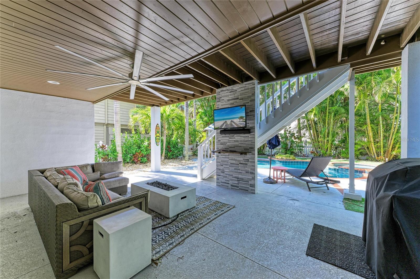 A4681095 Property Photo