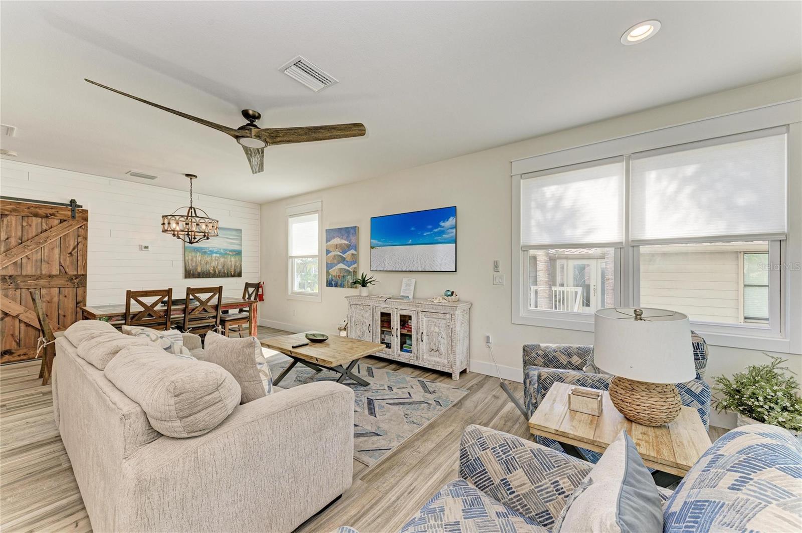 A4681095 Property Photo