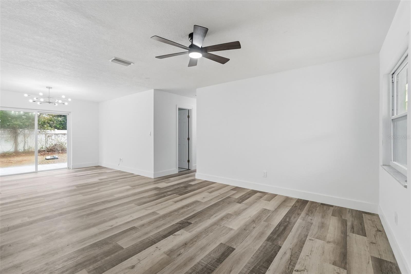 6680 99TH AVE N, PINELLAS PARK, FL, 33782