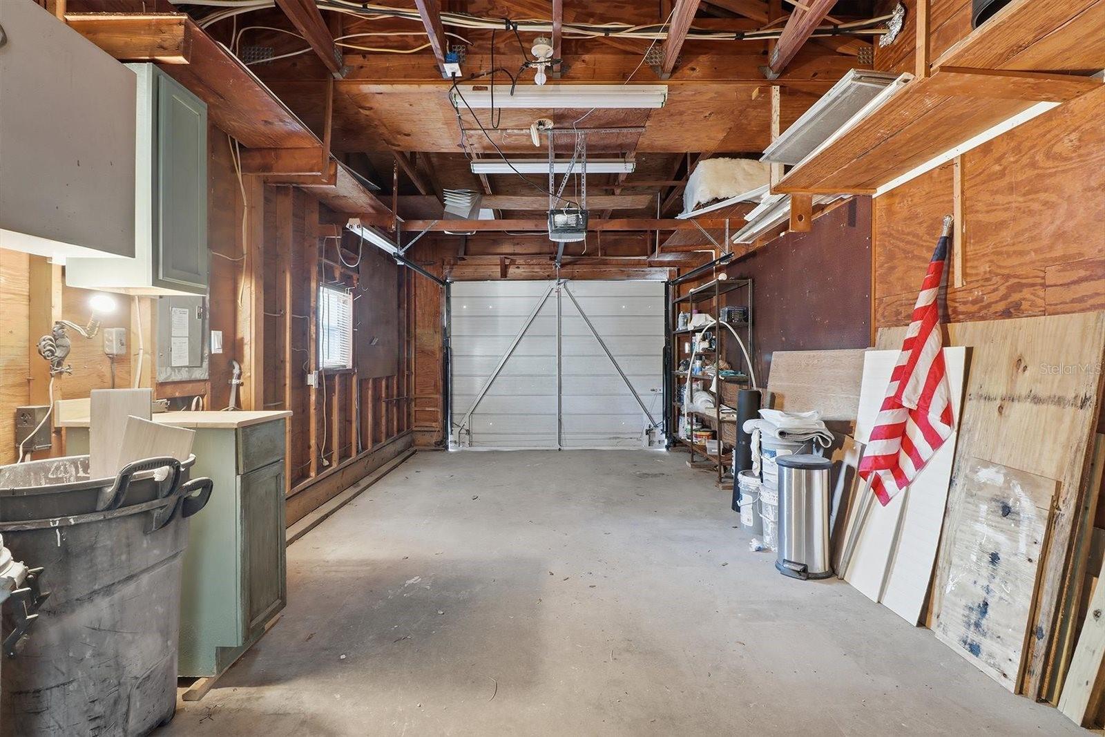 1045 N FAN PALM PT, CRYSTAL RIVER, FL, 34429