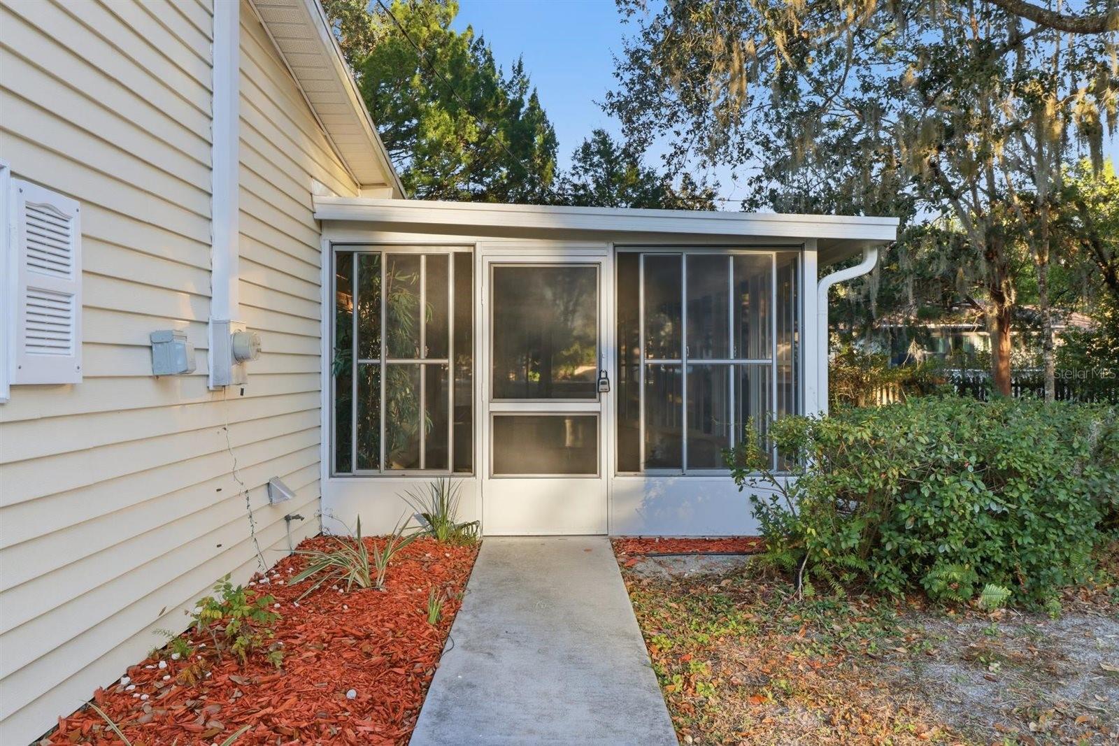 1045 N FAN PALM PT, CRYSTAL RIVER, FL, 34429