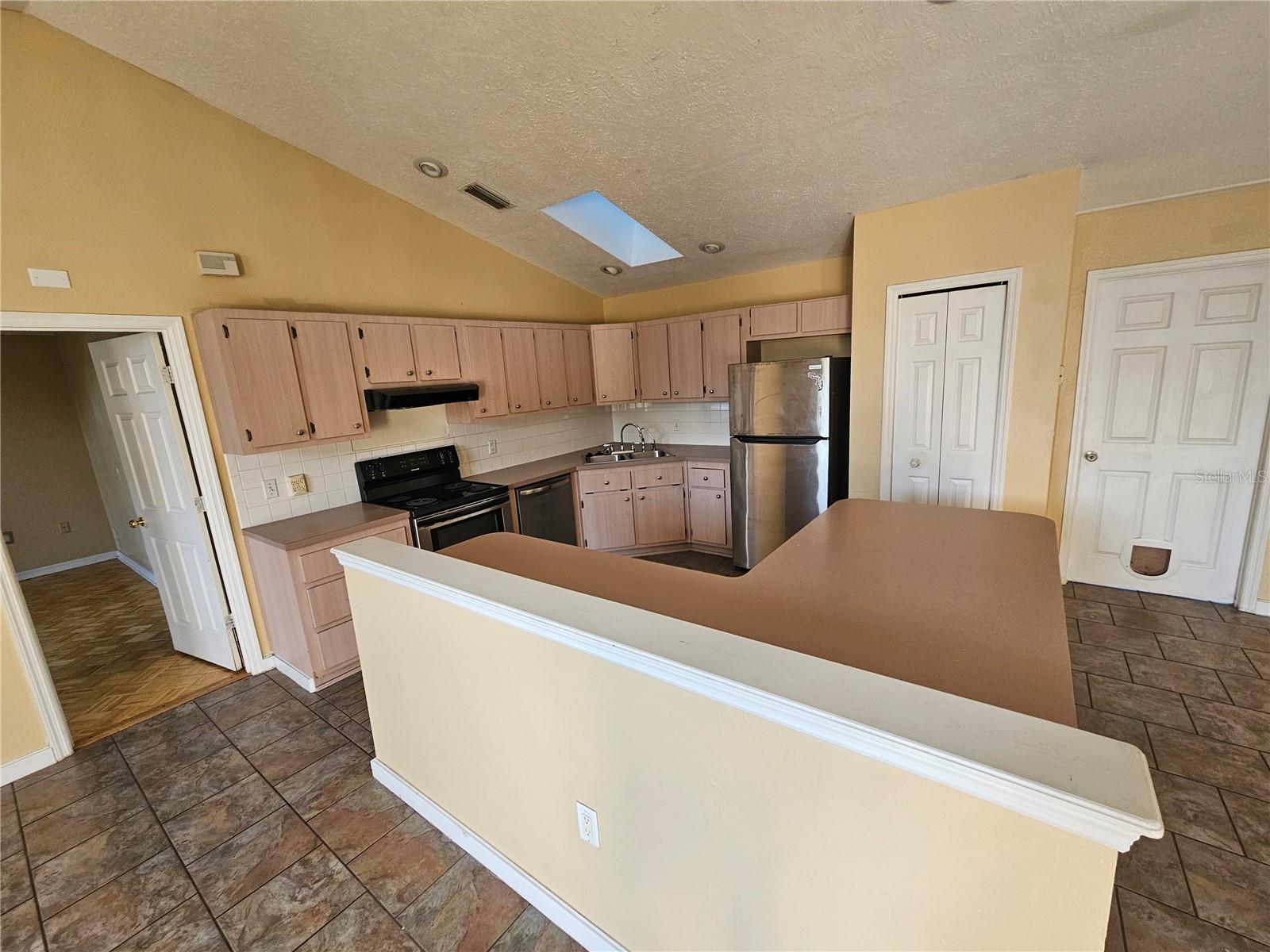 2940 DUPONT ST, EUSTIS, FL, 32726