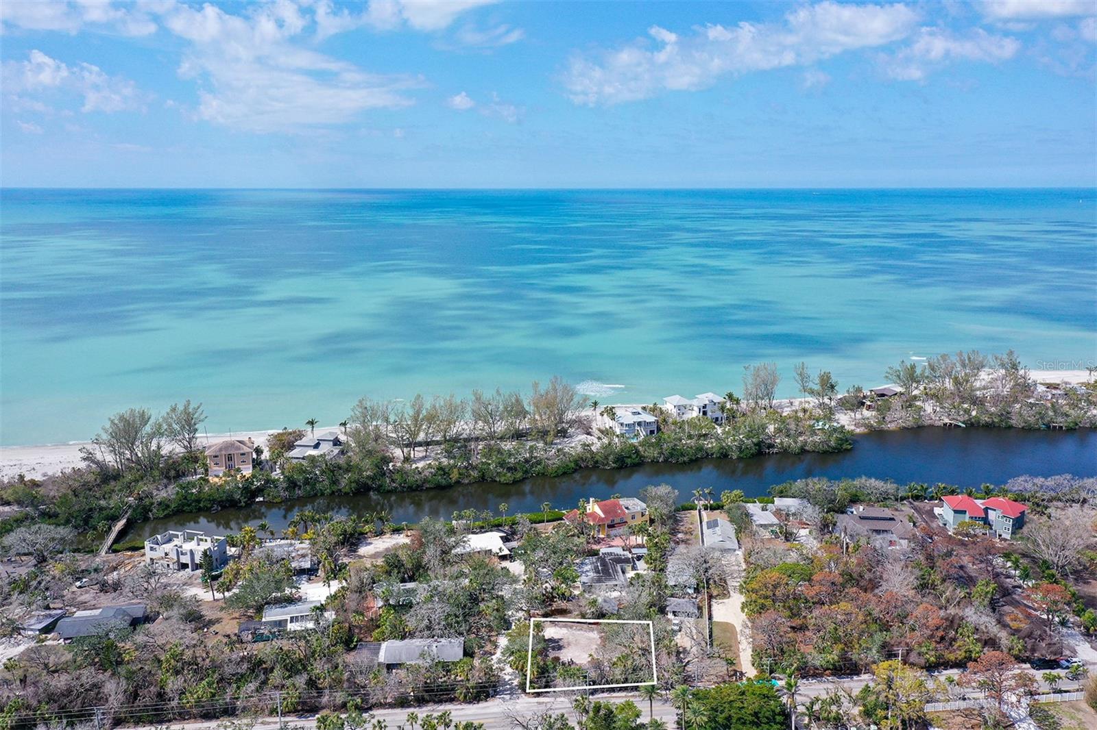 A4681098 Property Photo