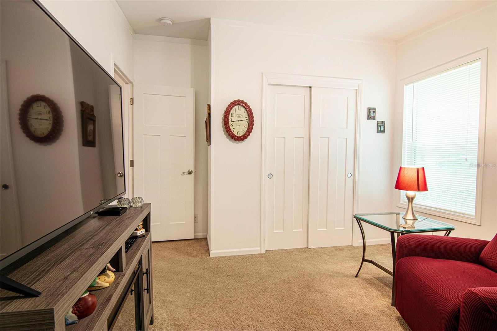 417 SNEAD DR, NORTH FORT MYERS, FL, 33903