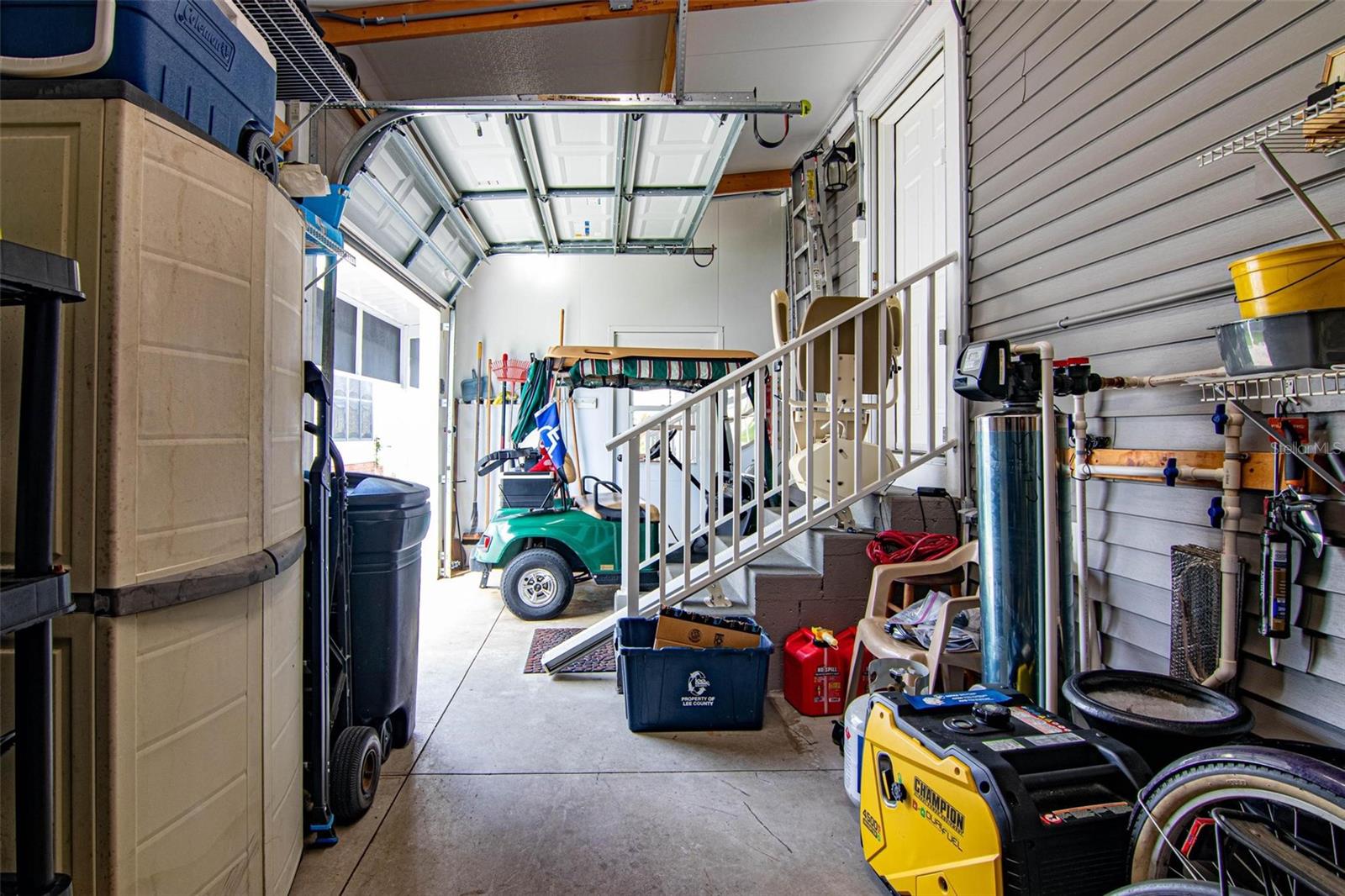 417 SNEAD DR, NORTH FORT MYERS, FL, 33903