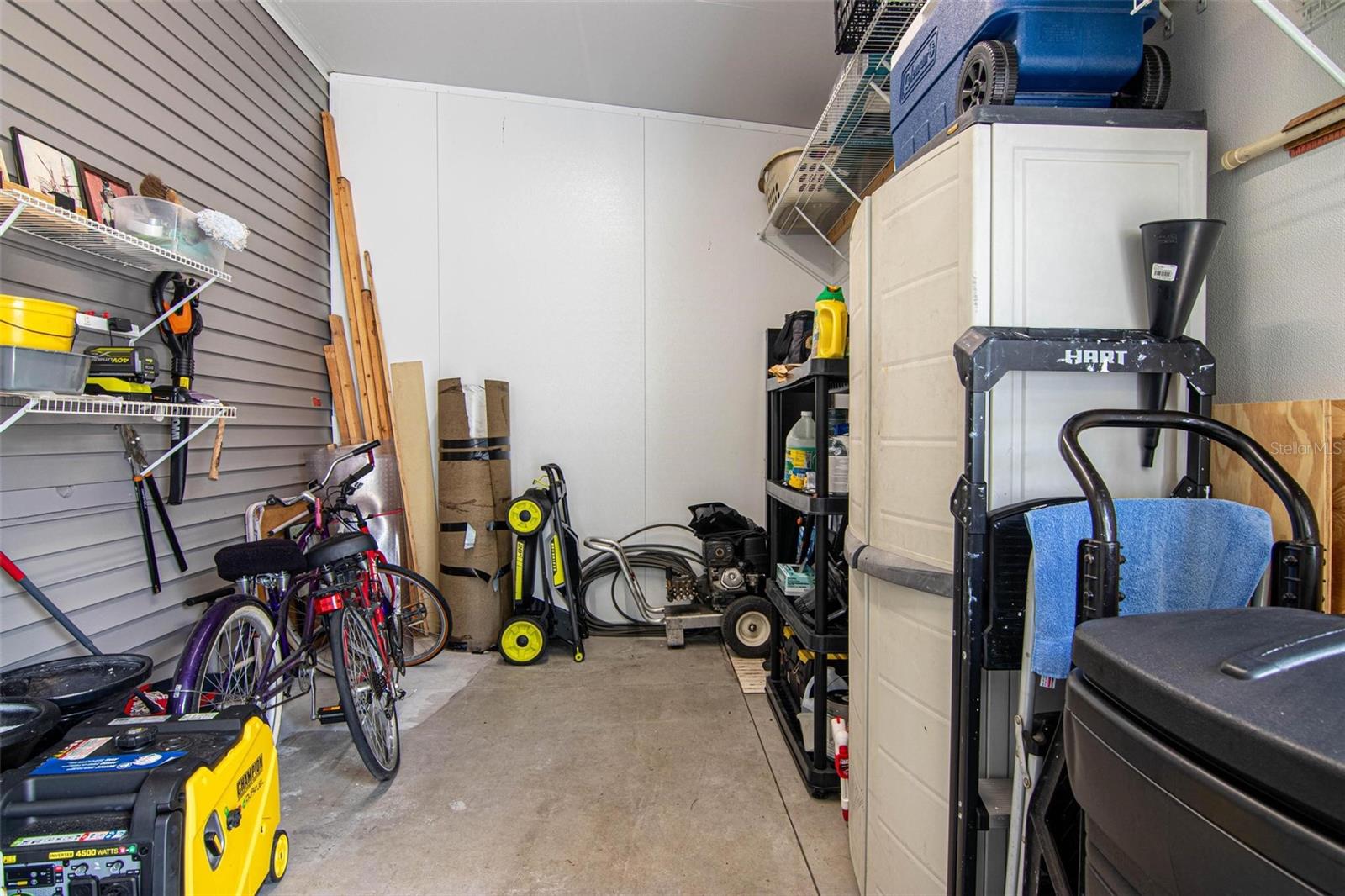 417 SNEAD DR, NORTH FORT MYERS, FL, 33903