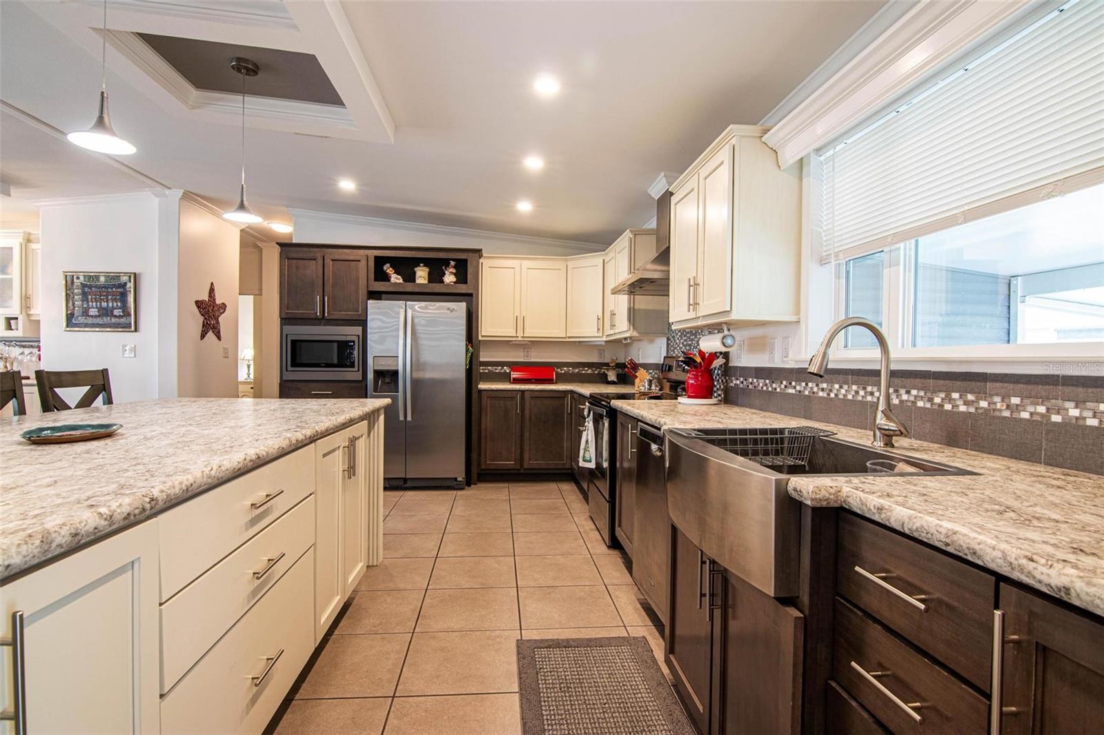 417 SNEAD DR, NORTH FORT MYERS, FL, 33903