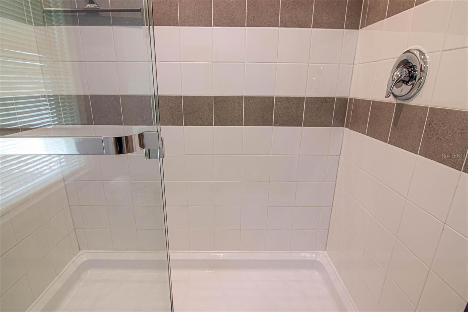 417 SNEAD DR, NORTH FORT MYERS, FL, 33903