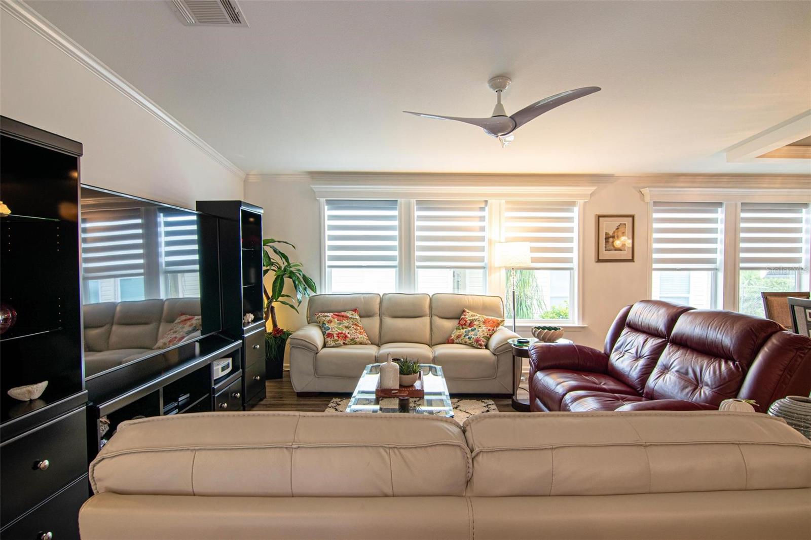 417 SNEAD DR, NORTH FORT MYERS, FL, 33903